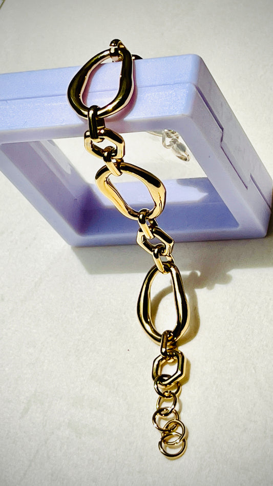 Modern Harmony Link Bracelet