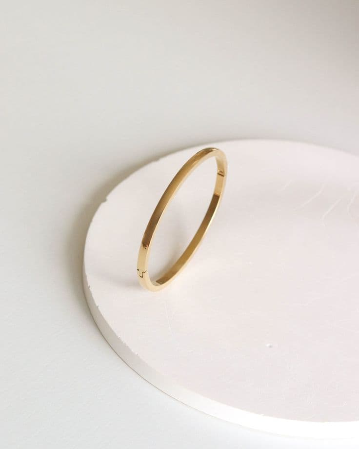 Minimal Elegance Gold Kada