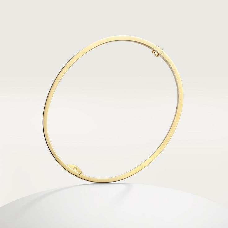 Minimal Elegance Gold Kada