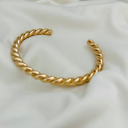 Chic Gold-Tone Bamboo&Twisted Bracelet Set